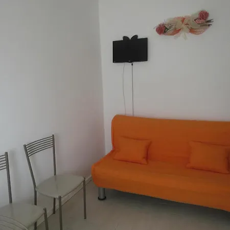 With One Bedroom In Avola, With Furnished Balcony And Wifi - * Avola